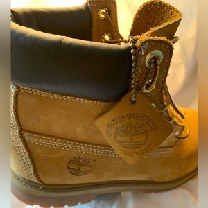 2/$80 Timberland Tan Size 5.5